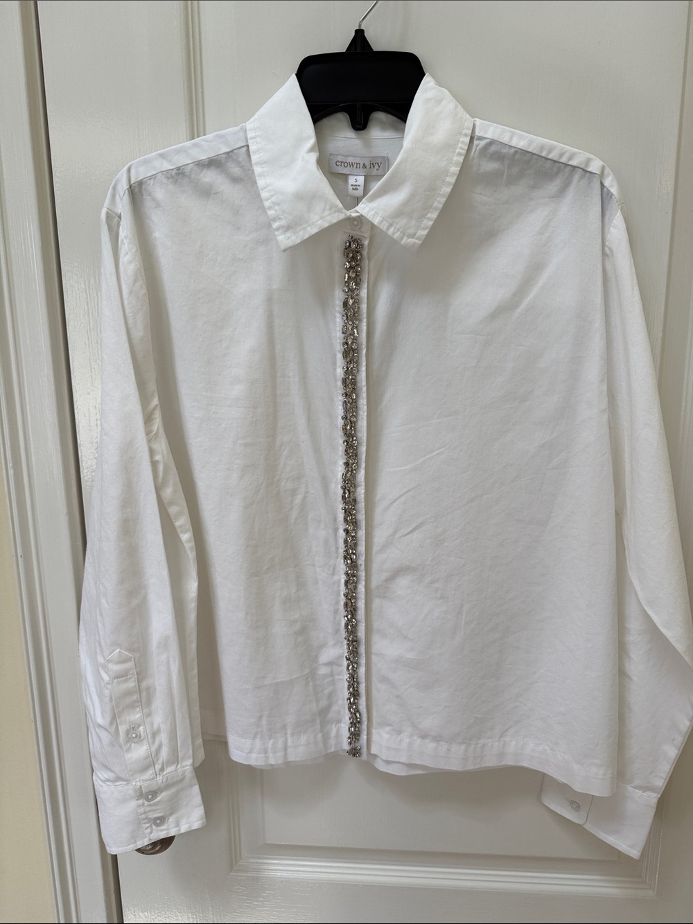 crown & ivy Women’s White Button-Front Shirt with Jeweled Trim